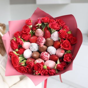 Chocolate covered strawberries bouquet